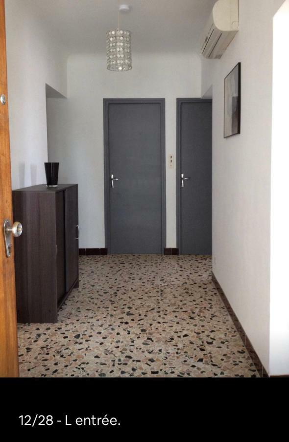 Appartement Tout Confort Avec Parking Ferme Арль Екстер'єр фото