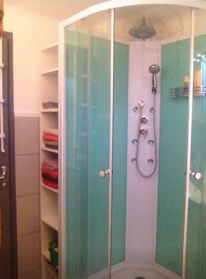 Appartement Tout Confort Avec Parking Ferme Арль Екстер'єр фото